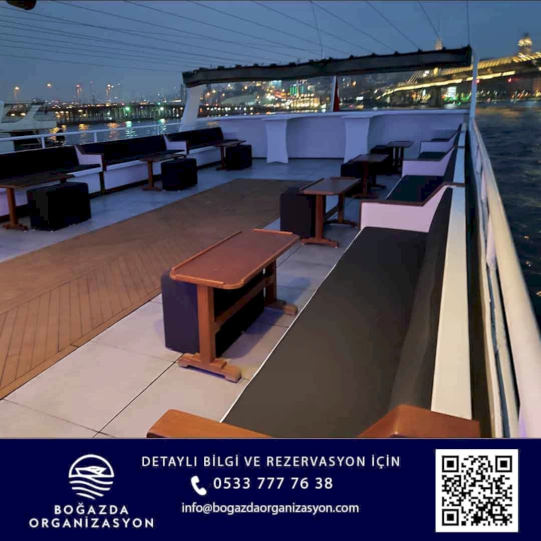 100 Kişilik Vip Tekne Kiralama